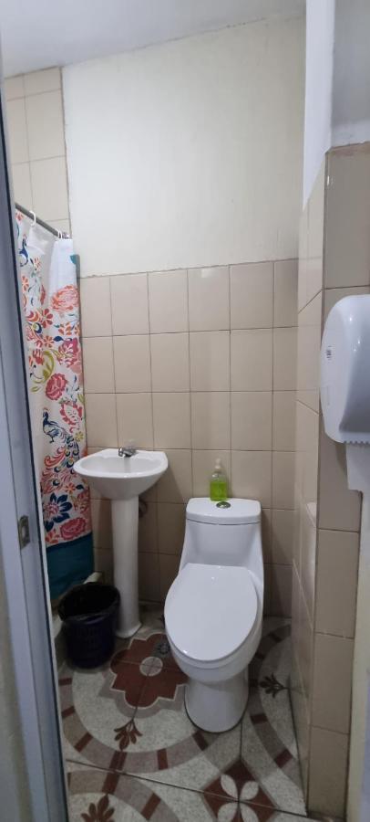 Hotel Chaparral Panajachel Εξωτερικό φωτογραφία